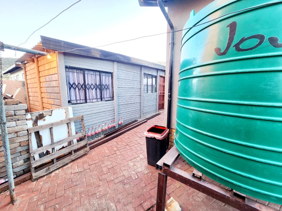 2 Bedroom Property for Sale in Tlhabane West North West